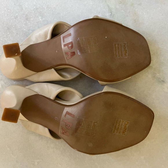 BRAND NEW | REVOLVE x LPA | Soft Twist Leather Sandal Heels in Bone | Size 6 - Picture 11 of 11